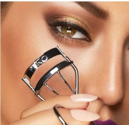 KIKO MILANO Eyelash Curler profesjonalna stalowa zalotka do rzęs