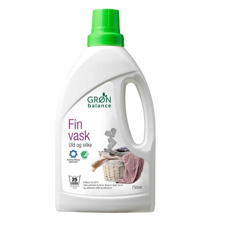 Płyn do prania wełny i jedwabiu 750ml